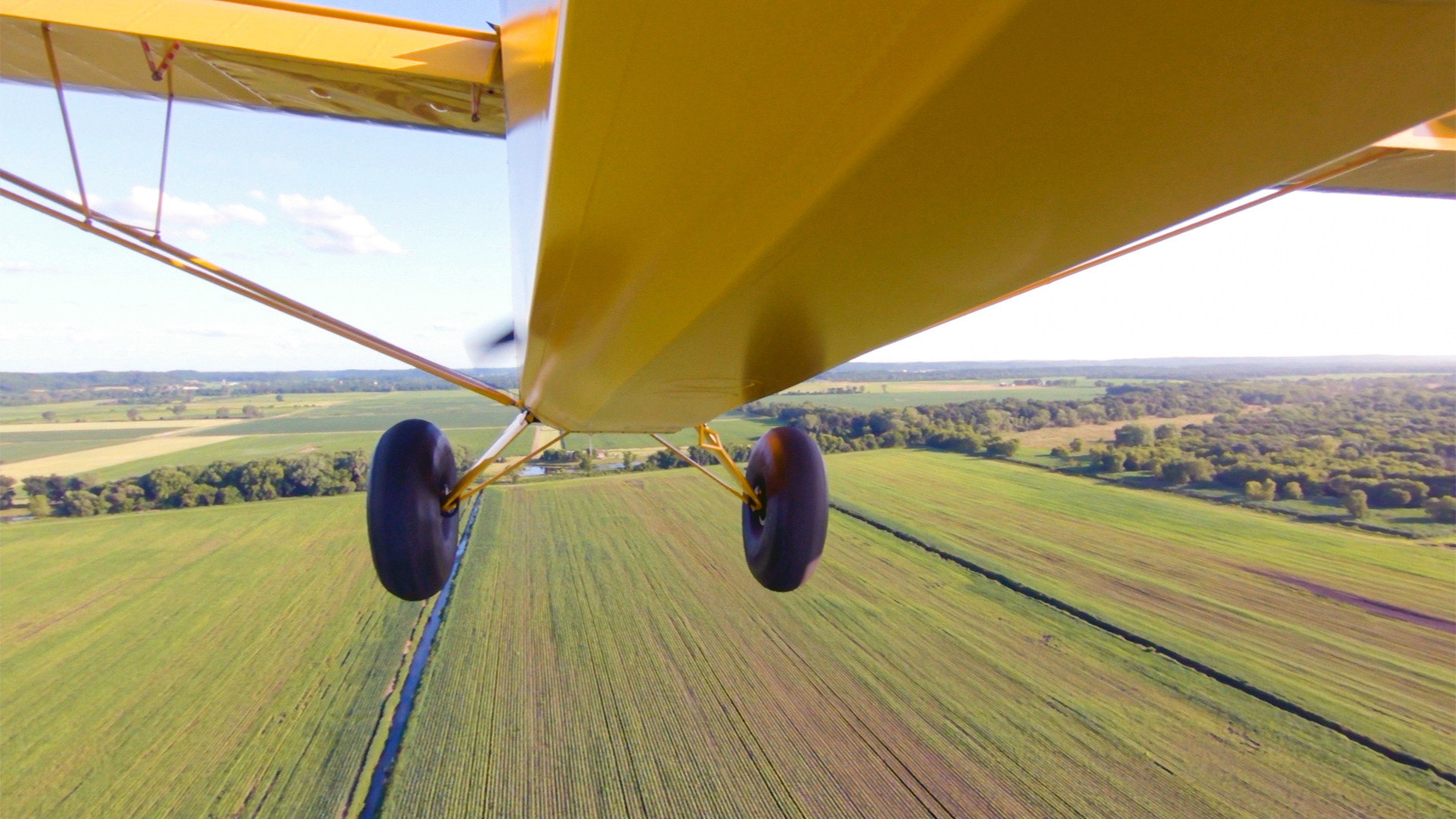 On final for Mike Kindschi’s airstrip.
