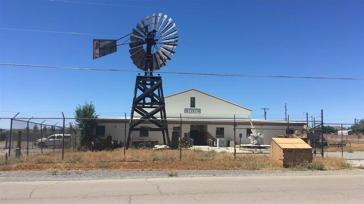 lordsburg nm hotels that allow dogs