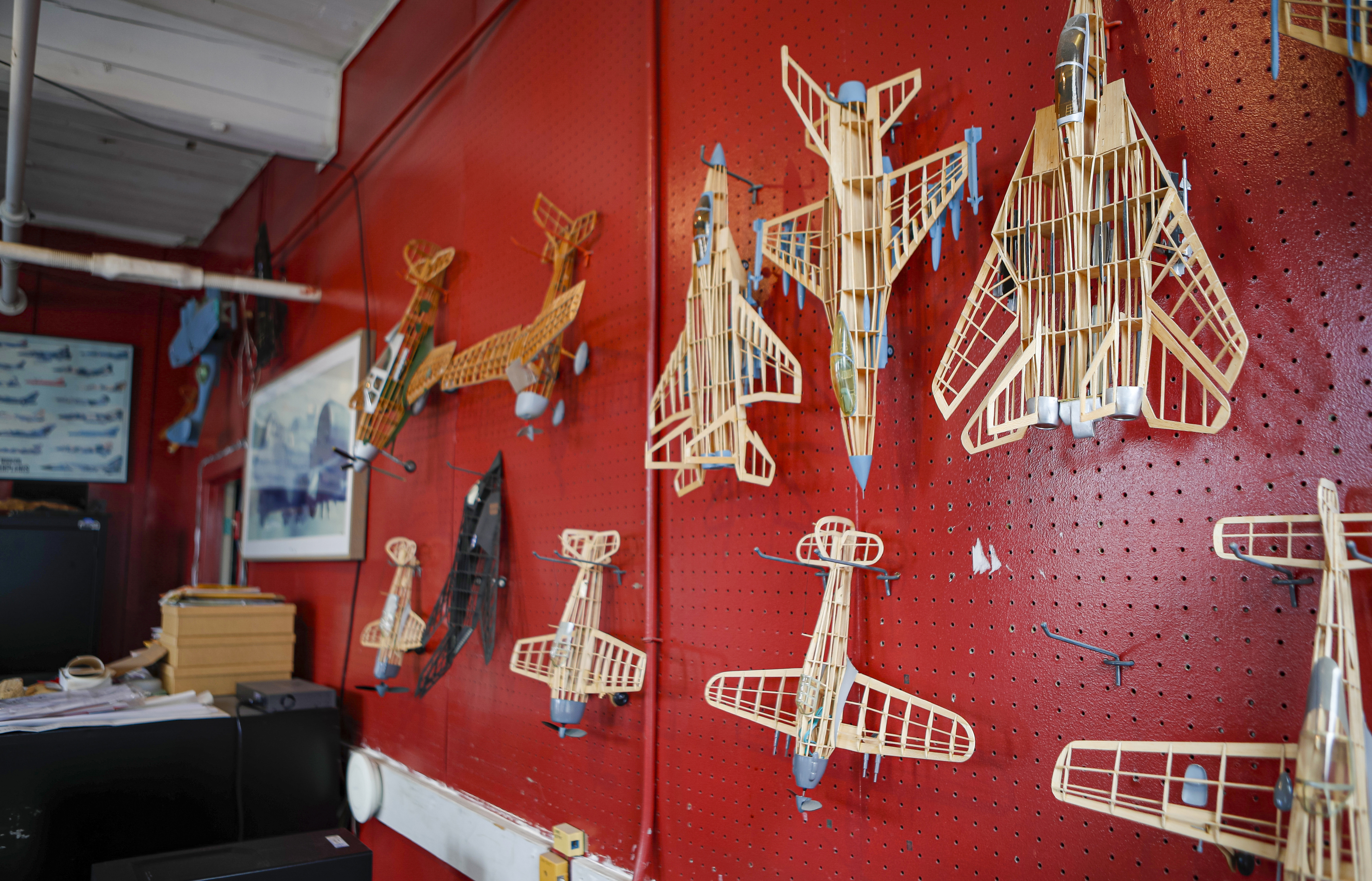 Guillows rubber band store powered airplanes