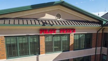 Pilot Pete's is one of the go to restaurants located at Schaumberg Airport, famous for it's Chicken Fingers or $100 Hamburger.Schaumburg IL, USA