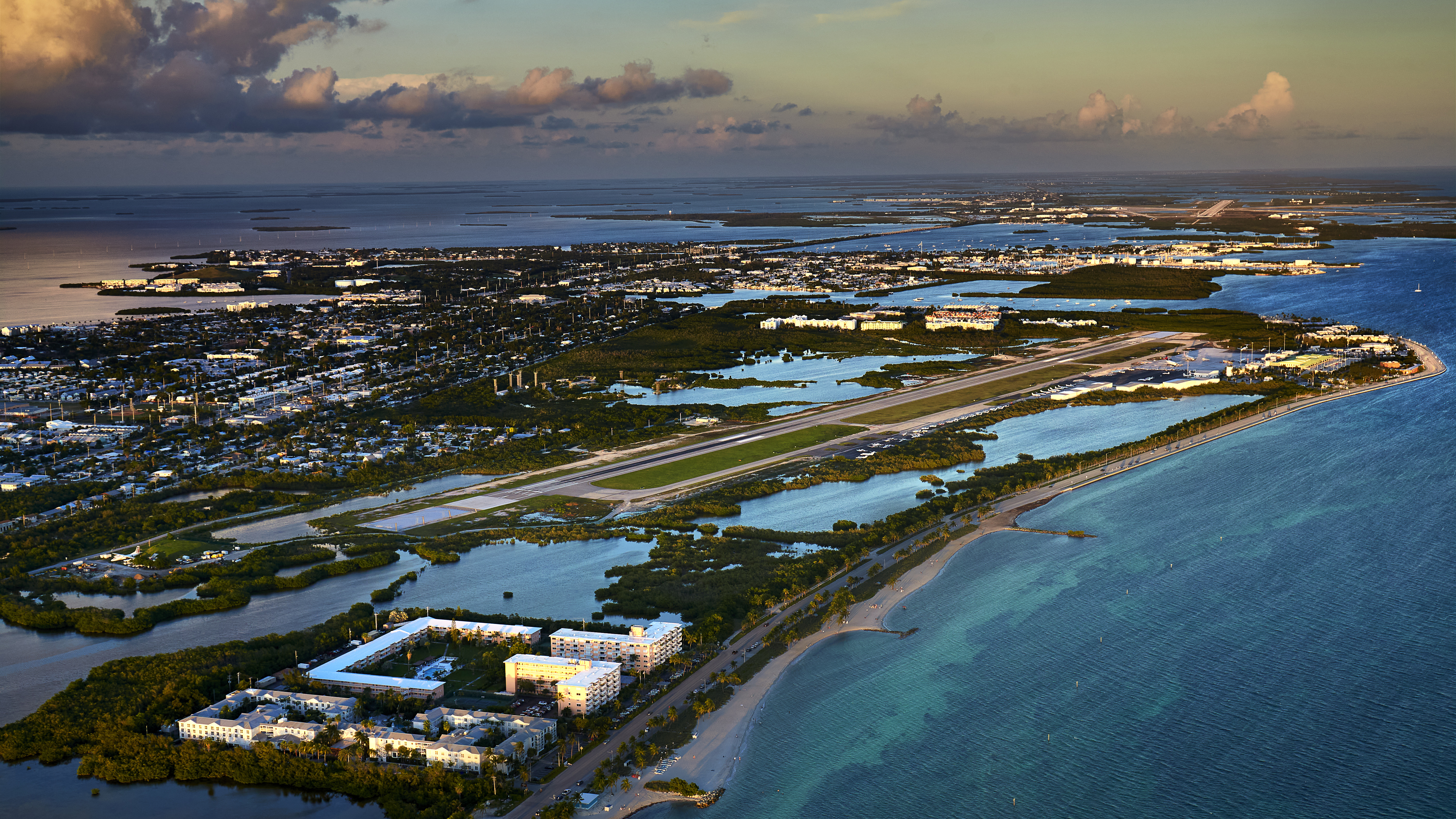 The Florida Keys No Passport Required AOPA   2103p Kwest 007 