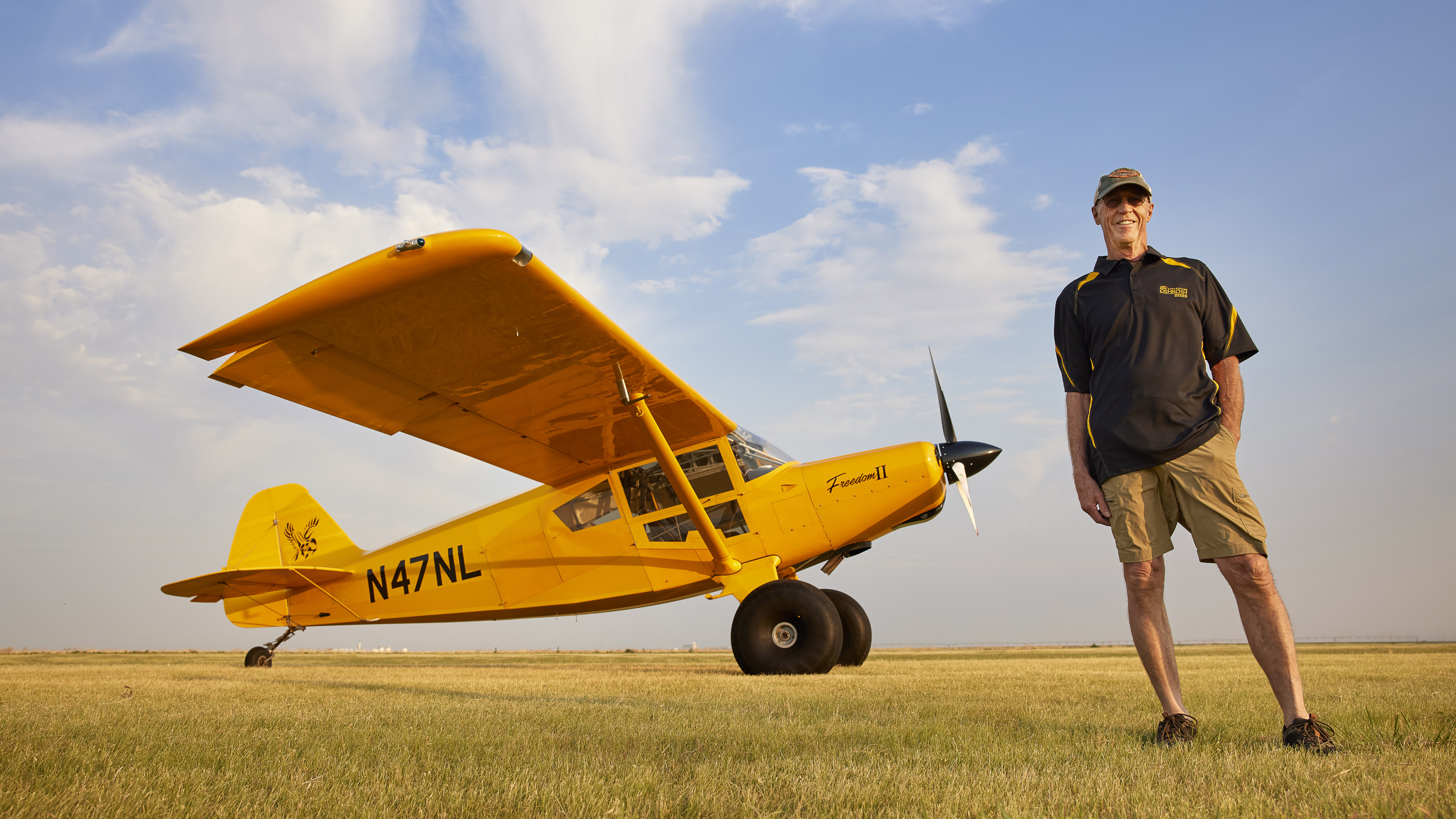 Santana, Kansas-based builder Bill Anton modified the cockpit doors of his Bearhawk 4-Place, pictured here. “When you get the nose high for landing, you’re basically looking out the side windows, so the lowers provide a better view.”