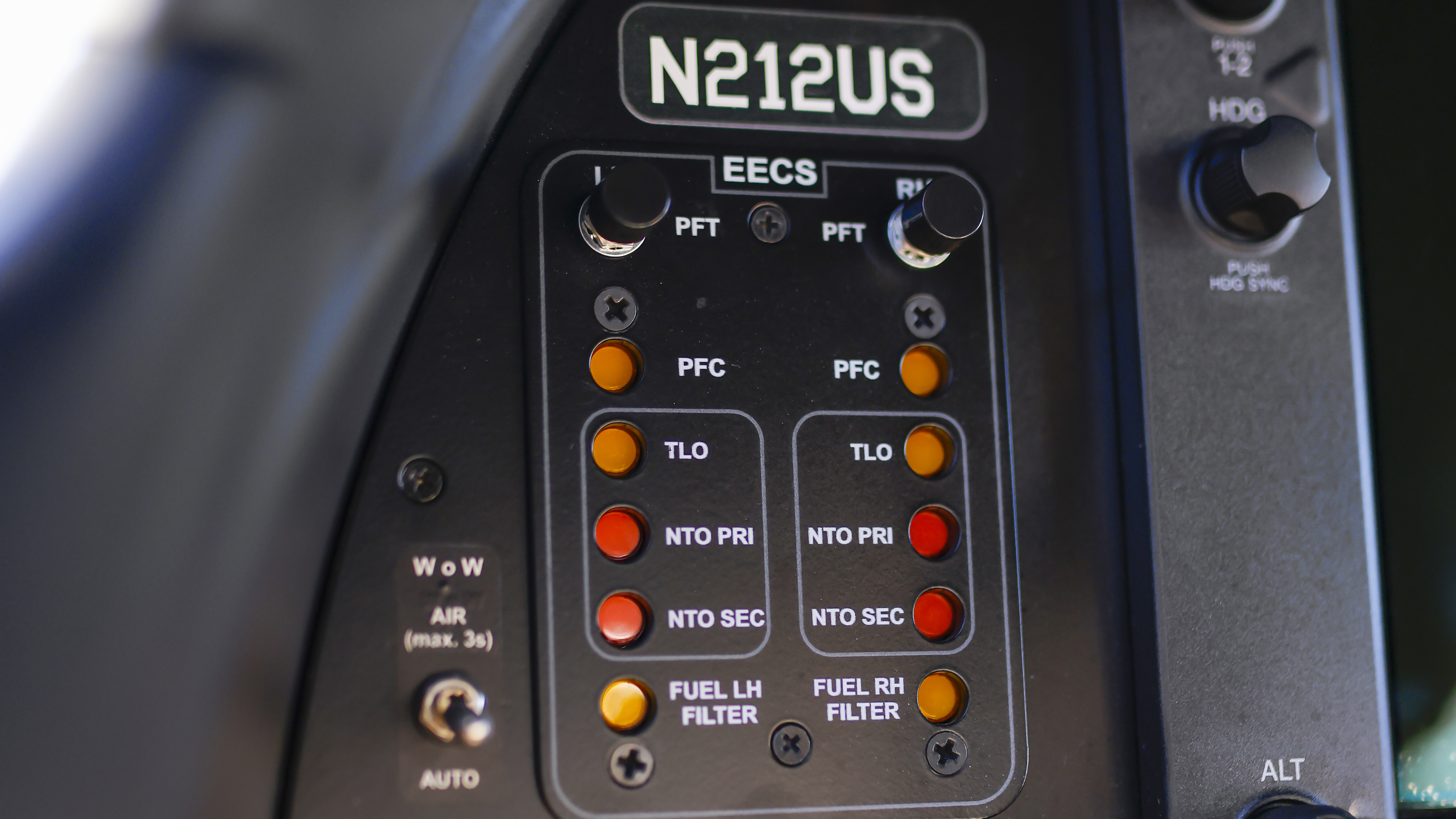 The preflight engine-control system test panel includes alerts for fuel filter particulate congestion.