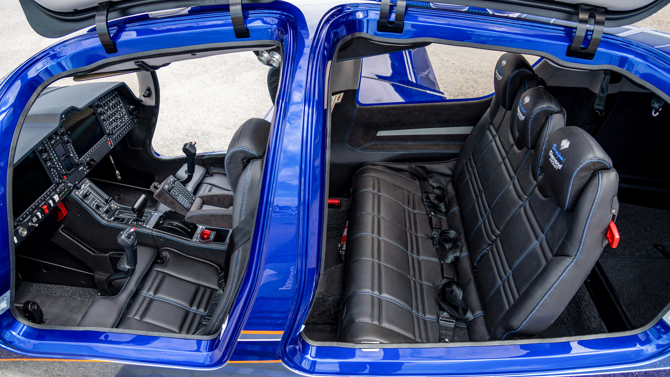 The reinforced structure surrounding the cabin gives the DA50 exceptional crashworthiness.