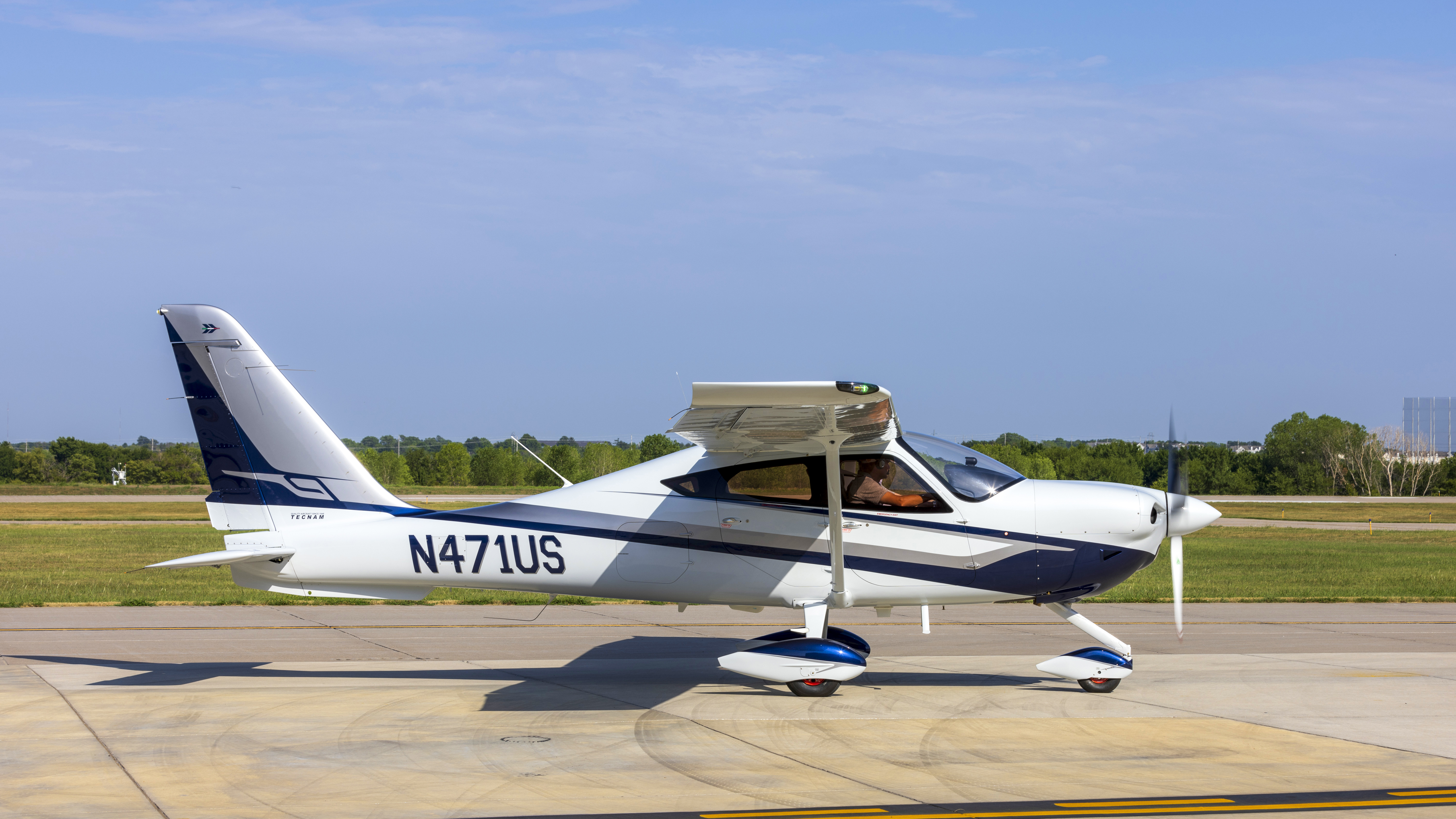 The Gran Lusso featured in this article has a one-off paint scheme, but four other new schemes are available.