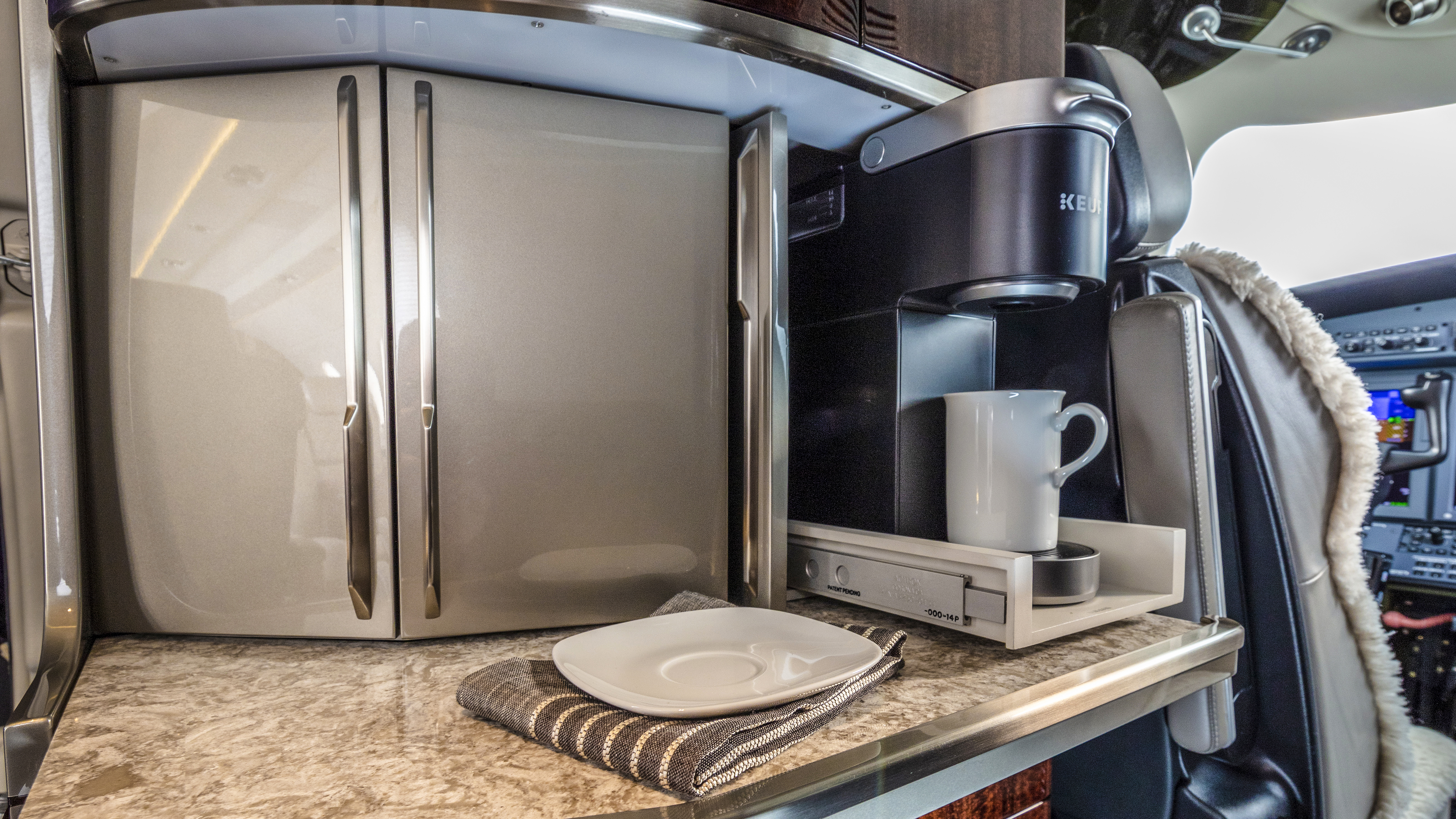 A single-cup coffee brewer gives passengers an unlimited choice.