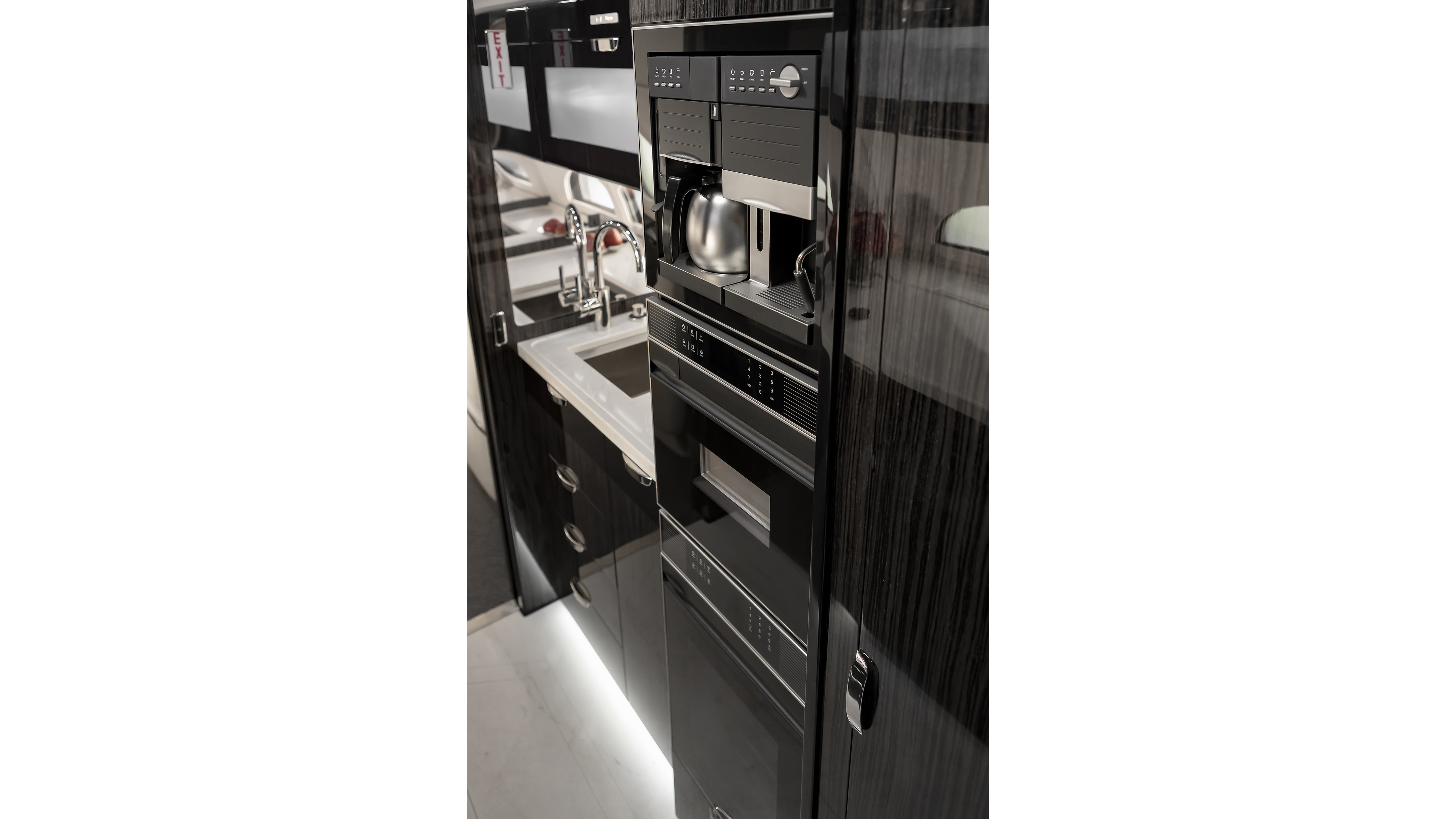 Photography curtesy of Gulfstream.