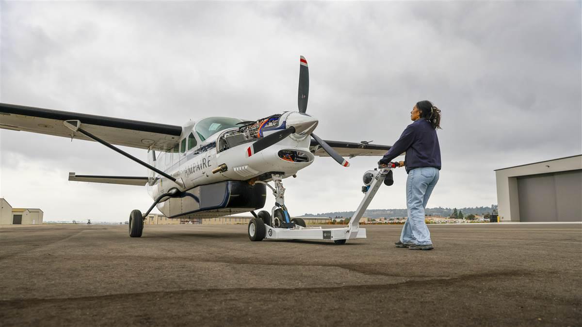When Ampaire first flew the Electric EEL to AirVenture, folks were interested in the technology, but not necessarily interested in the Skymaster application. The company pivoted to aiming for a different market that has now led them to their modified Eco Caravan. When Ampaire first flew the Electric EEL to AirVenture, folks were interested in the technology, but not necessarily interested in the Skymaster application. The company pivoted to aiming for a different market that has now led them to their modified Eco Caravan.