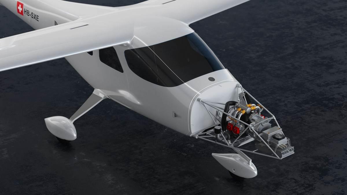 Energy from the Rotax engine goes to the power distribution unit, which connects to the batteries and electric motor. Photo courtesy of Smartflyer