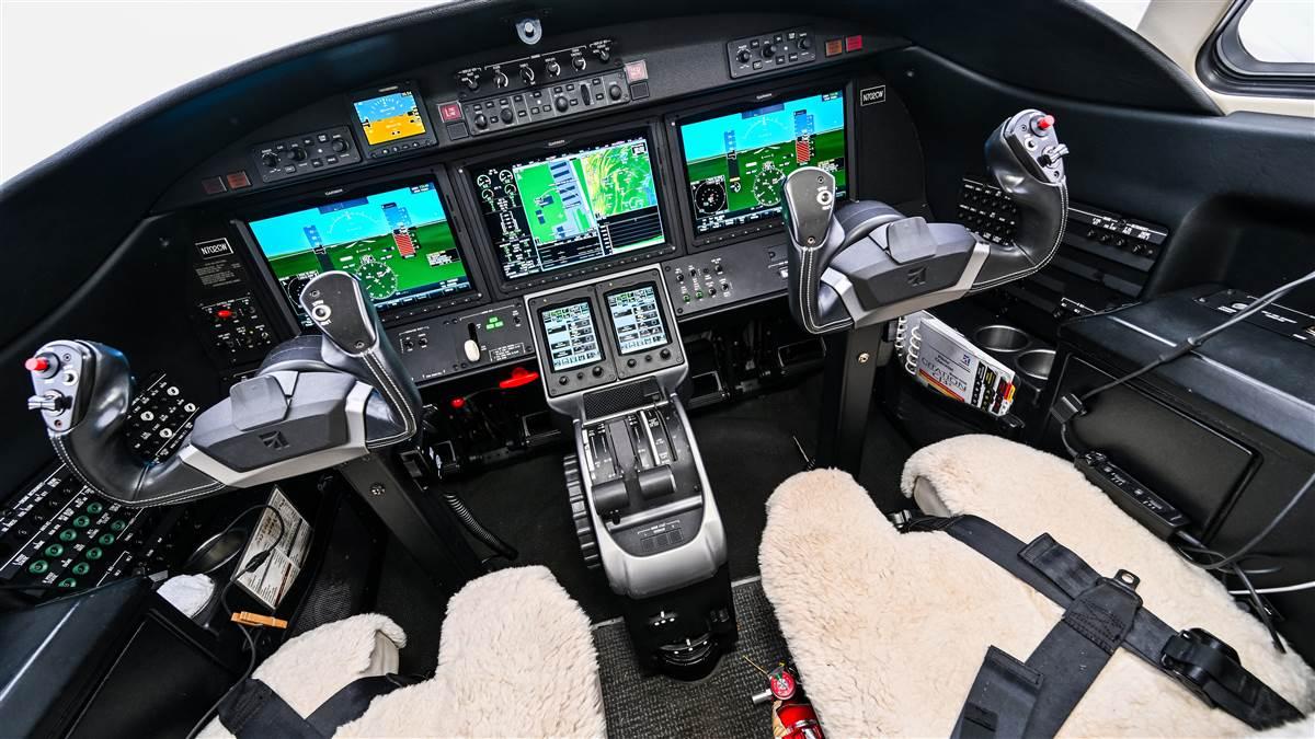 The Garmin G3000 flight deck proved to be a game-changer for the already popular CJ3. Earning the model a “Plus” in the Cessna nomenclature, the G3000 supplants the Collins Pro Line panel in the original CJ3. The change drastically reduces switch count on the panel, increases system automation throughout, and simplifies checklist flows.