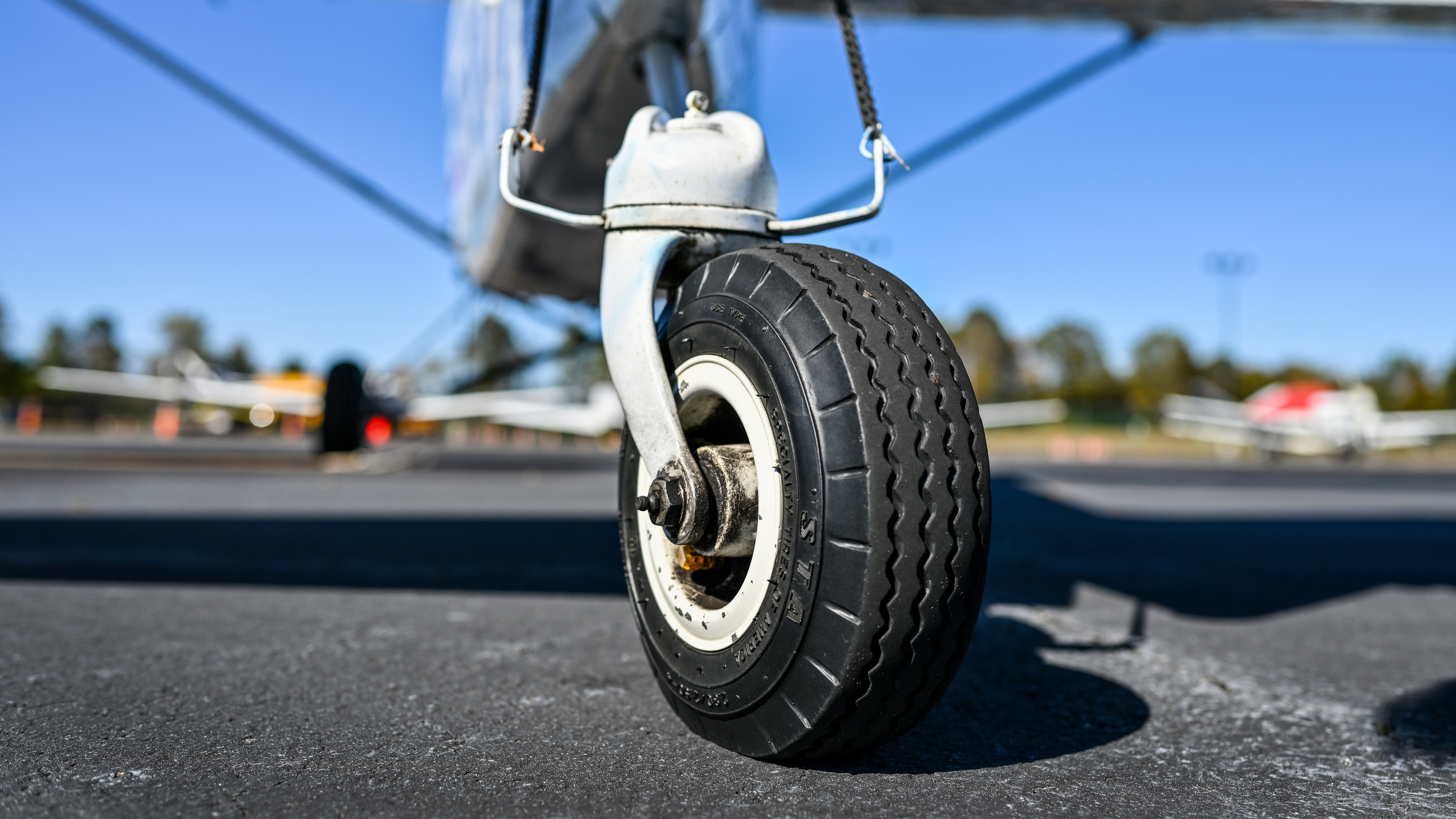 A set of Acme Aero shock absorbers serve as external braces that stiffen the notoriously springy Cessna main landing—a welcome addition for the rugged, backcountry strips this highly modified airplane is meant to fly.