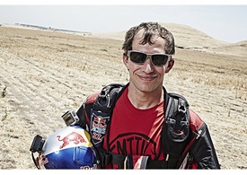 American wingsuit pilot Andy Farrington won the race. Photo by Balazs Gardi/Red Bull Content Pool.