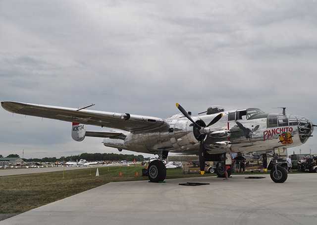 B-25 Training Nostalgic For Pilots - AOPA